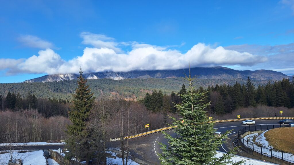 Muntii Piatra Mate vazuti de la Predeal