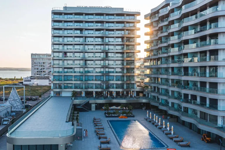 Crowne Plaza Constanta 768x512