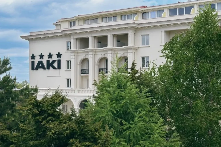 iaki hotel 2 1 768x512